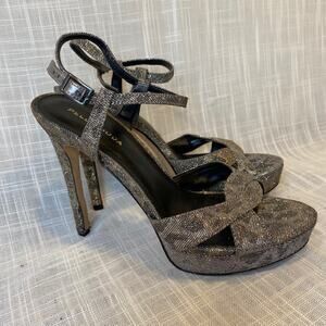 Pelle Moda Olisa Strappy Leopard Glittery Gray Silver Heels Platform Womens 8.5